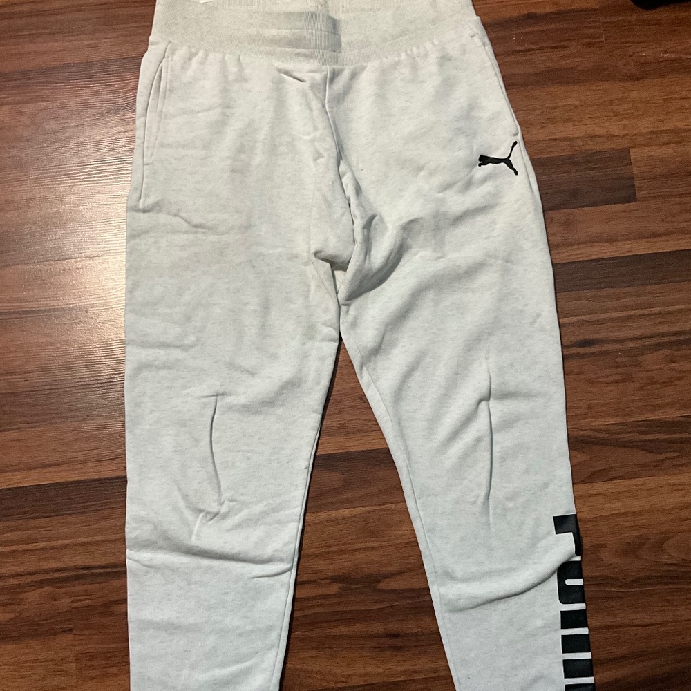 Women’s Puma Joggers